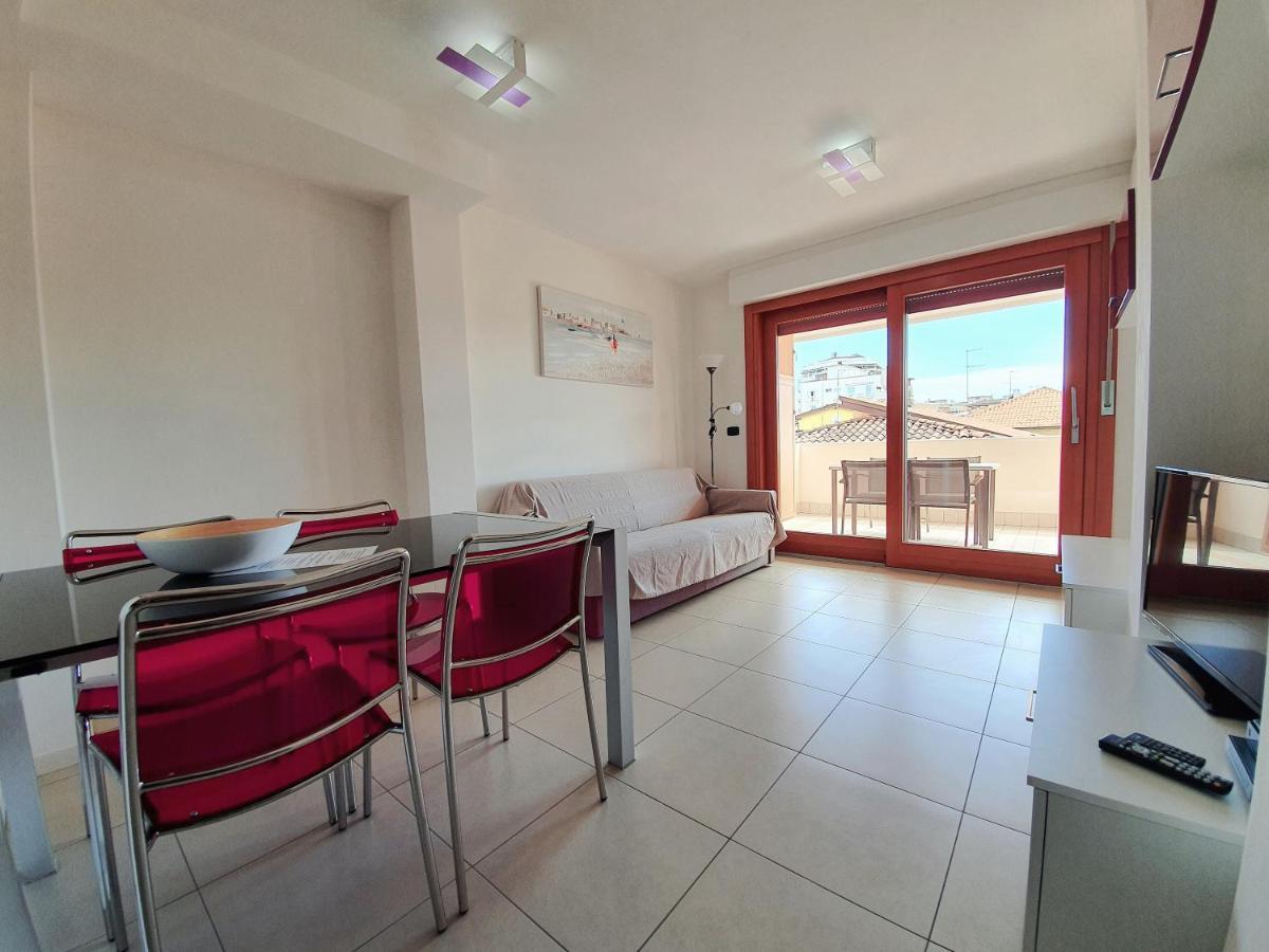 Aparthotel Capitol Grado Chambre photo
