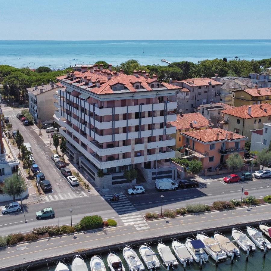 Aparthotel Capitol Grado Extérieur photo